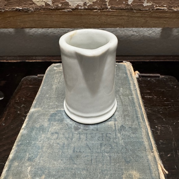 Vintage White Ceramic Creamer - Picture 4 of 6